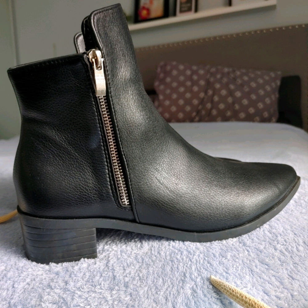 *SOLD* SHEIN Ankle boots